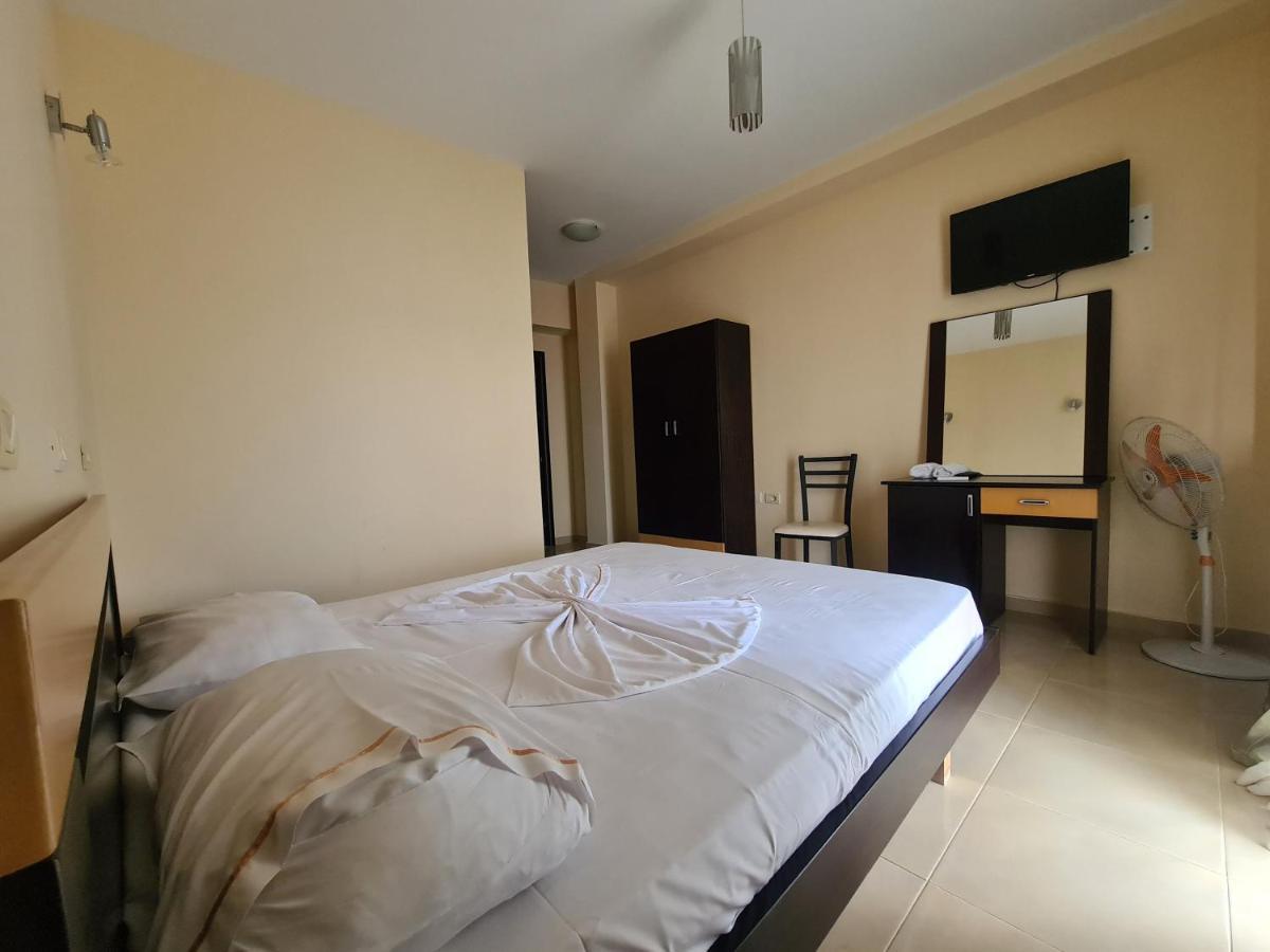 Hotel Kukesi Lini المظهر الخارجي الصورة
